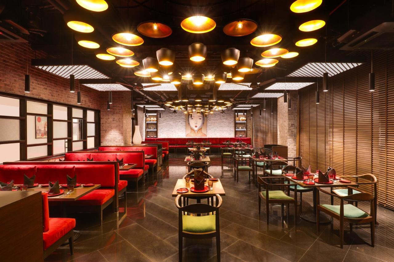 Lemon Tree Premier, Mumbai International Airport Hotel Exterior photo