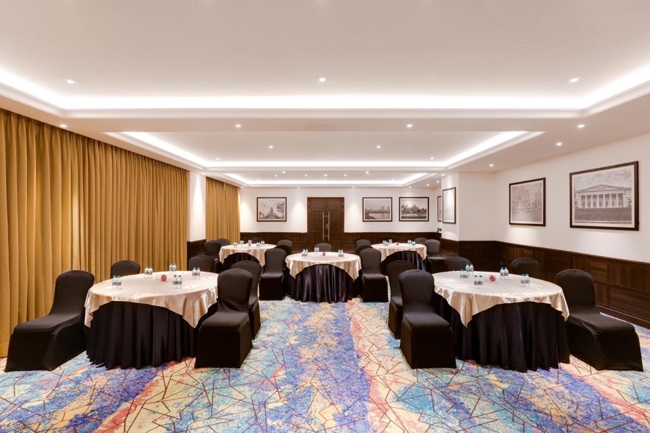 Lemon Tree Premier, Mumbai International Airport Hotel Exterior photo